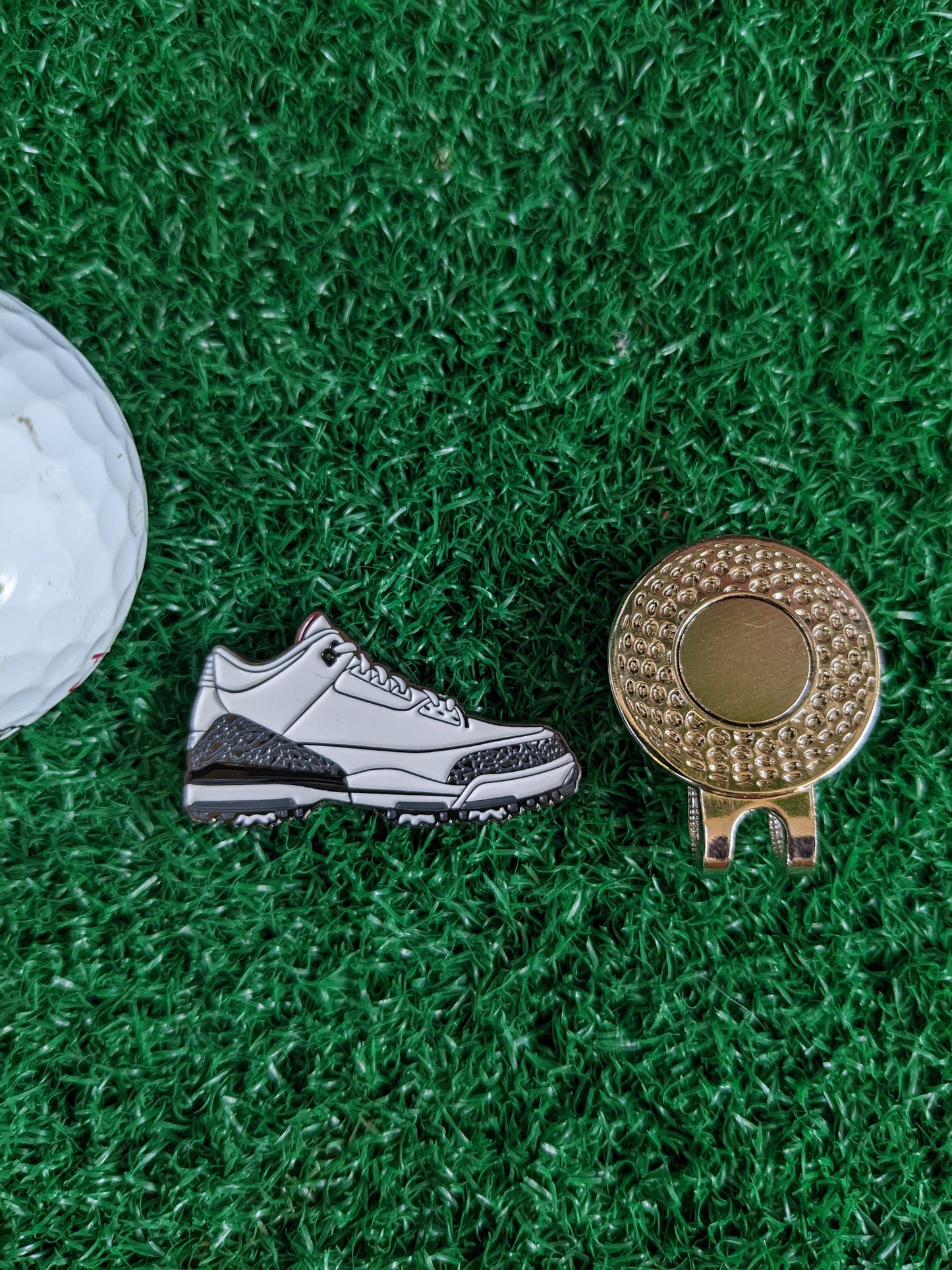 AJ3 Retro White Cement Inspired Golf Ball Marker | Golf Gift | Golf Accessory | Boyfriend Husband Bachelor Party Groomsmen Golf Gifts