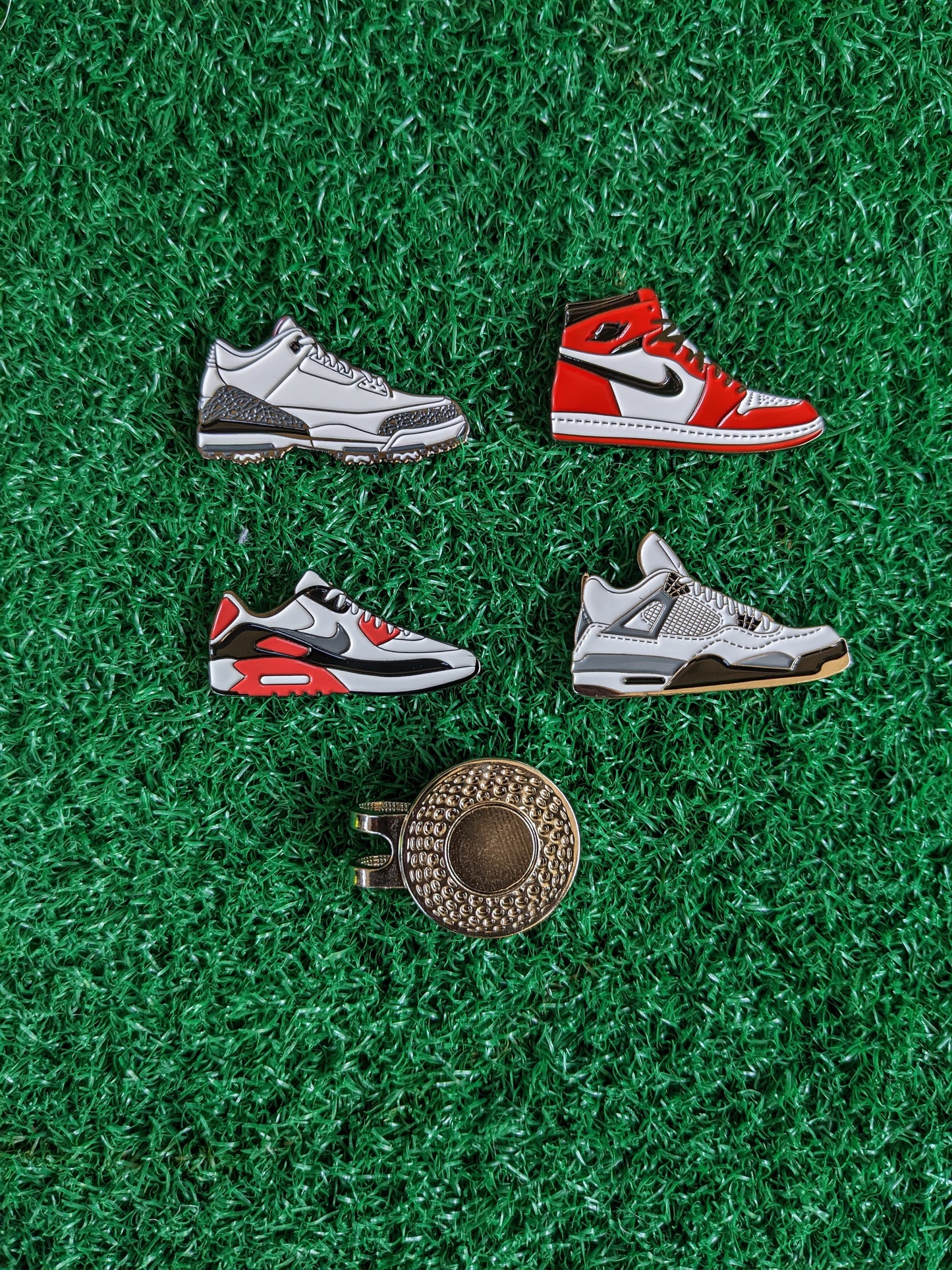 Sneaker ChicagoMax Inspired Golf Ball Markers 4 Pack Set | Golf Accessory | Boyfriend Husband Bachelor Party Groomsmen Golf Gifts
